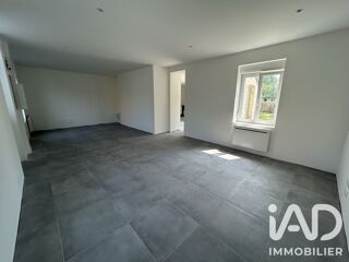  Maison à louer 6 pièces 122 m²