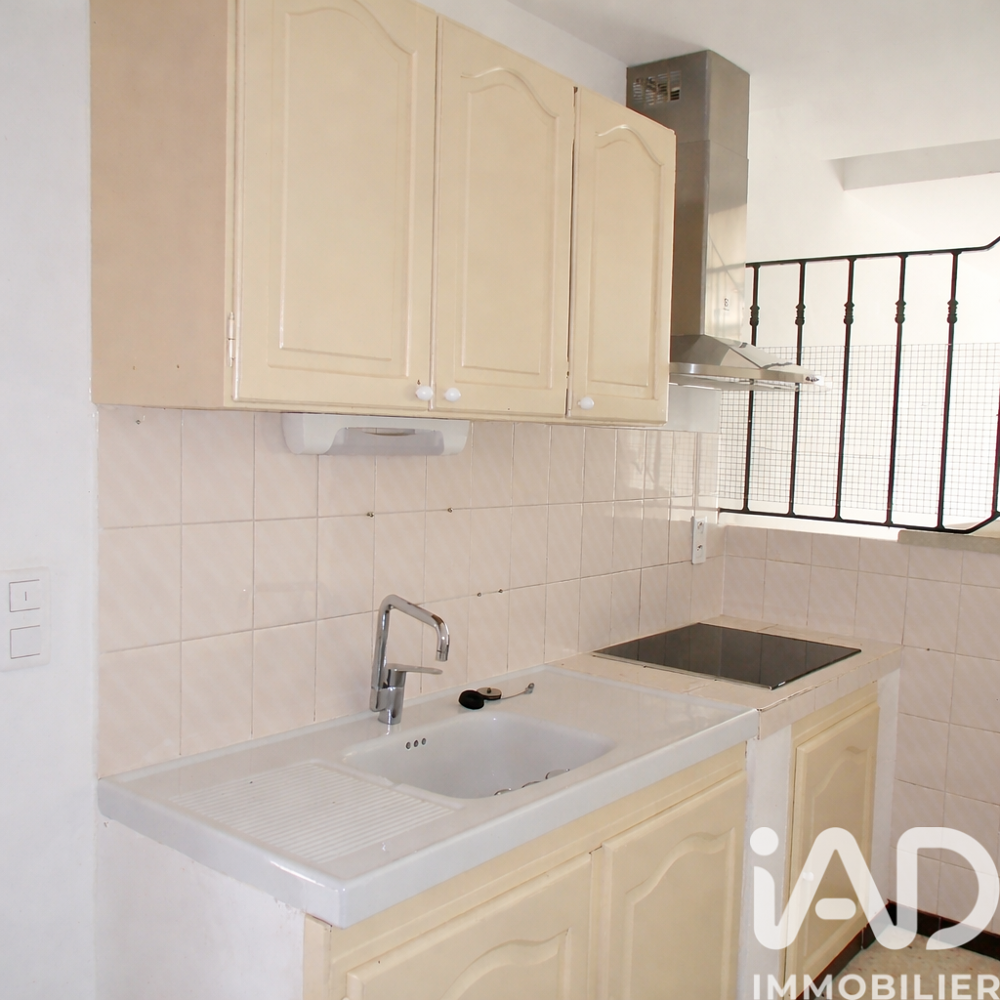 location Appartement - 3 pièce(s) - 64 m² Travaillan (84850)
