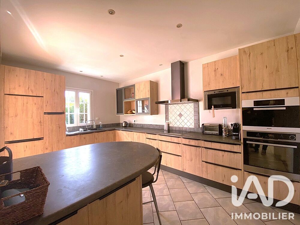 à vendre  Maison L'Isle-sur-la-Sorgue (84800)