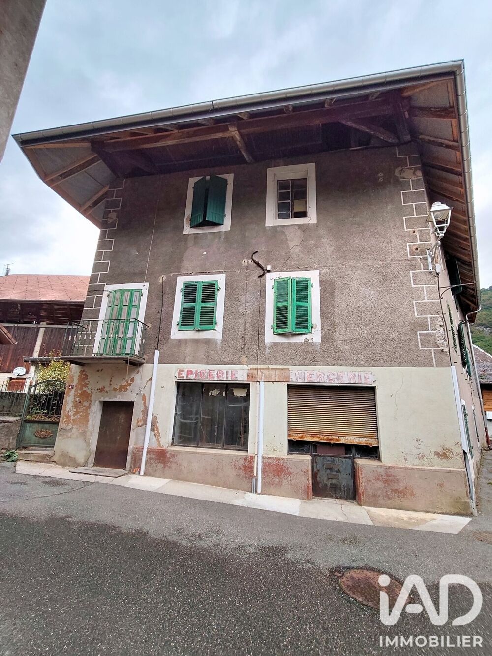 Vente Maison de village 8 pièces