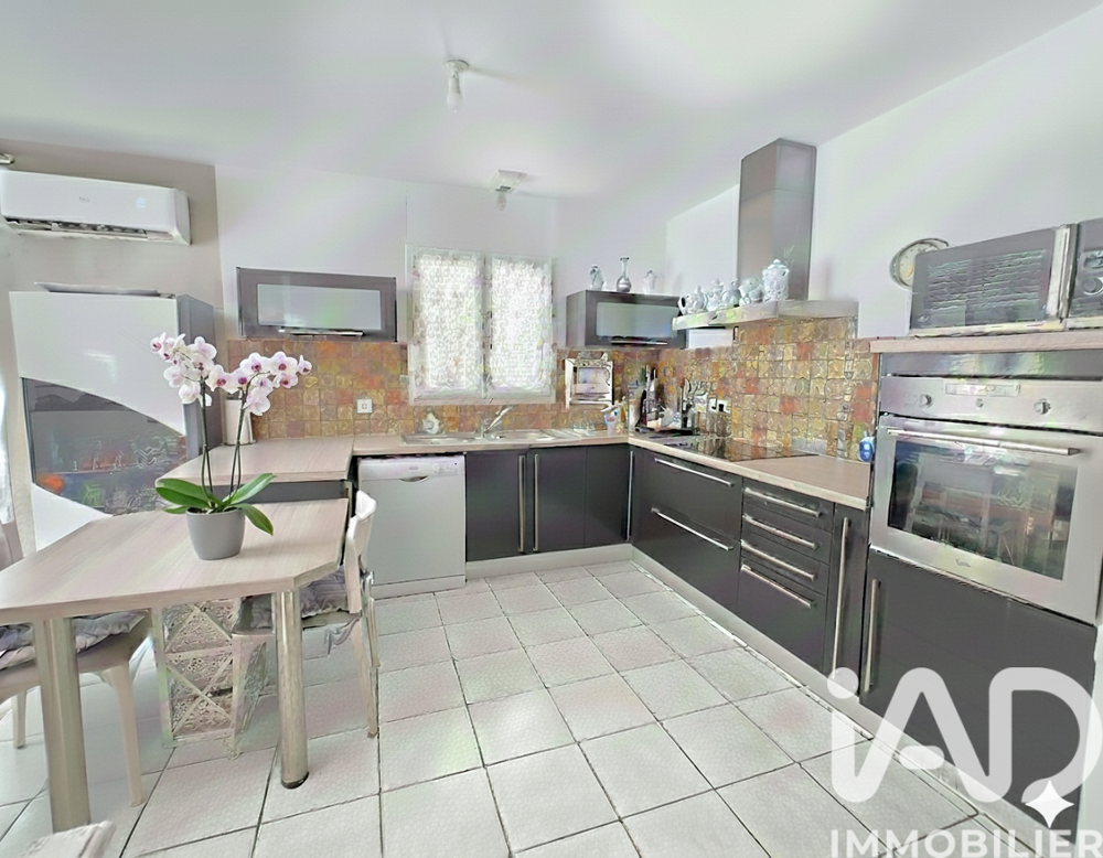 Vente Maison Vente Maison traditionnelle 5 pièces La tremblade