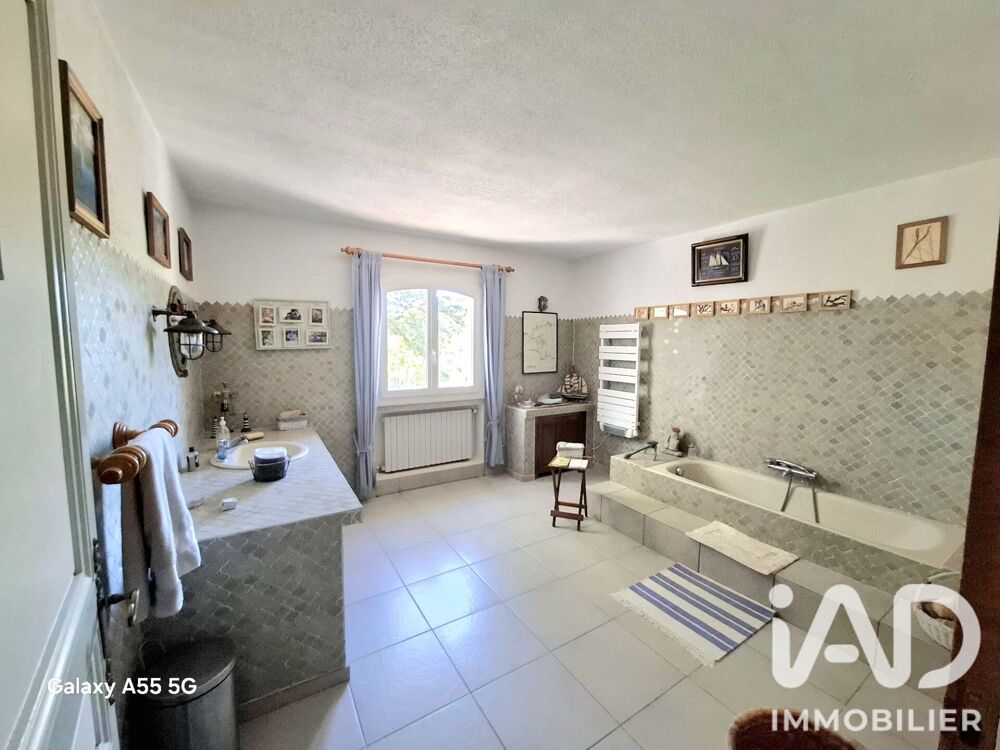à vendre  Maison La Cadière-d'Azur (83740)