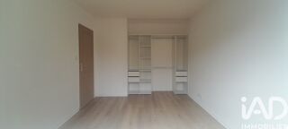  Maison à louer 4 pièces 81 m²