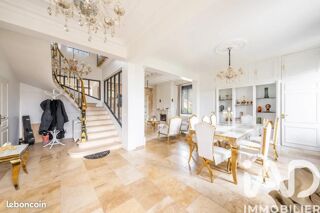  Maison à vendre 15 + pièces 680 m²