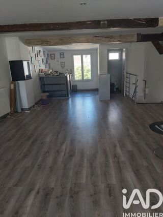  Immeuble à vendre 243 m²