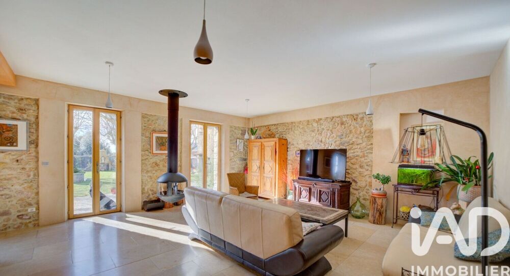 Vente Maison Vente Domaine 21 pièces Solliès-pont