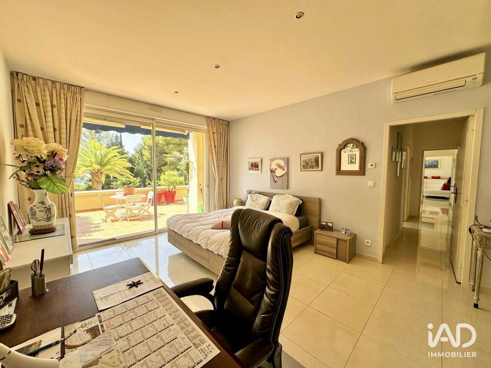 à vendre  Appartement Saint-Raphaël (83700)