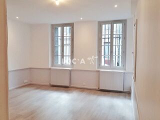  Appartement à louer 2 pièces 52 m²