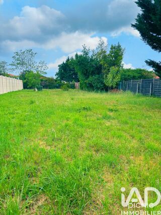  Terrain à vendre 654 m²