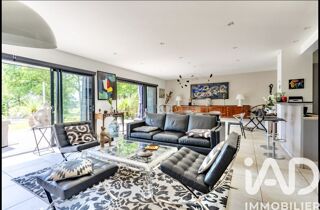  Maison à vendre 7 pièces 240 m²