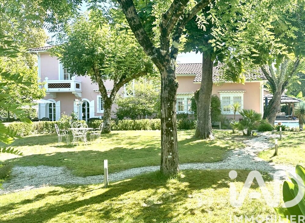 Vente Maison Vente Maison traditionnelle 7 pièces Roquefort