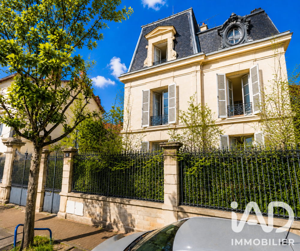 vente Maison - 8 pièce(s) - 285 m² Vichy (03200)