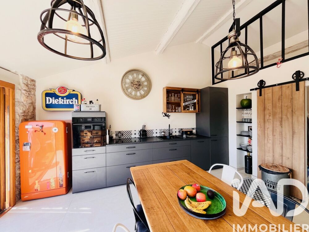 vente Maison - 5 pièce(s) - 137 m² Bagnols-en-Forêt (83600)