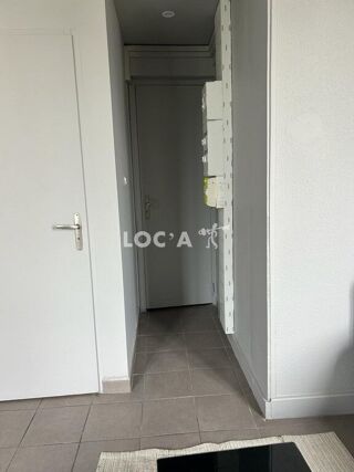  Appartement � louer 1 pi�ce 22 m� Saint-fons