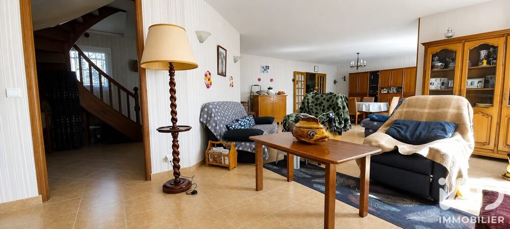Vente Maison Vente Maison traditionnelle 7 pièces Aynac