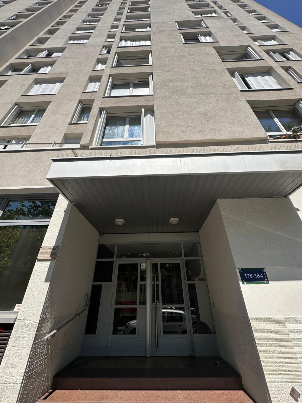 Vente Parking/Garage 2 lots de Parking à vendre 12m² chacun Paris 19