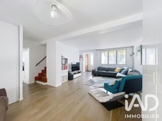  Maison à louer 6 pièces 124 m²