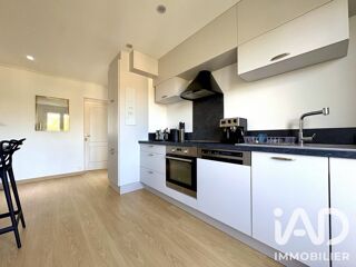  Appartement à louer 3 pièces 64 m²