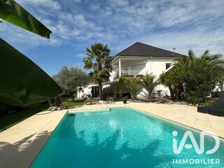  Maison à vendre 8 pièces 226 m²
