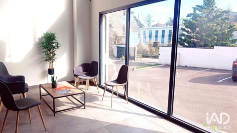   Vente Bureaux 902 m&sup2; 
