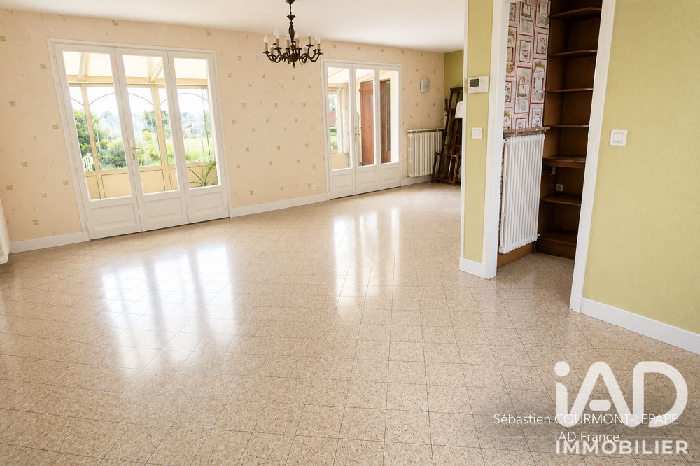 vente Maison - 9 pièce(s) - 169 m² Lachapelle-Saint-Pierre (60730)