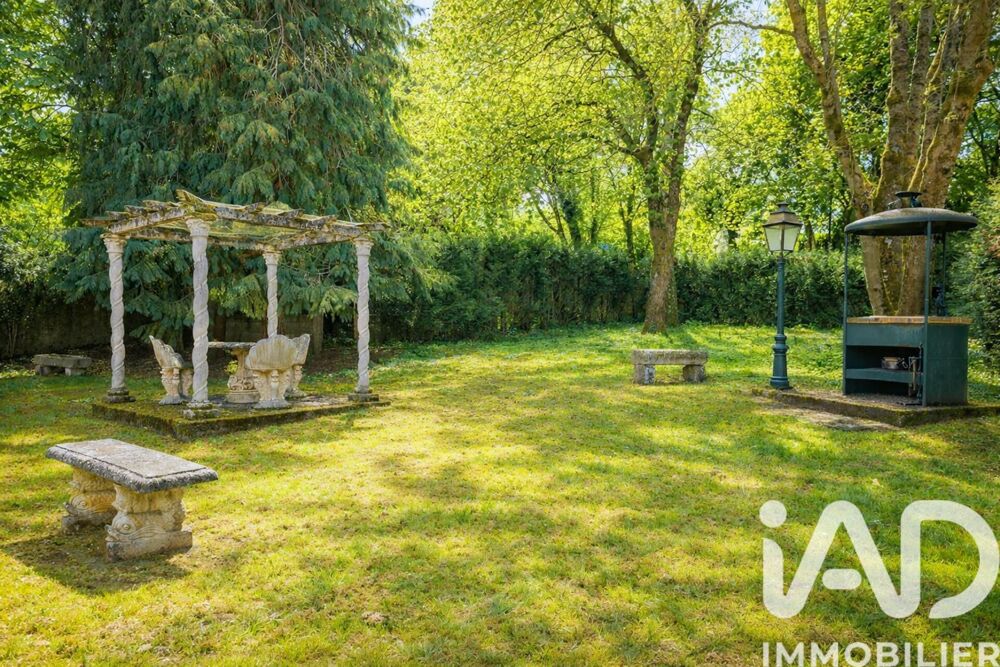 Vente Maison de village 11 pièces