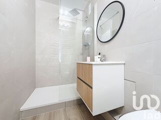  Appartement à louer 6 pièces 95 m²