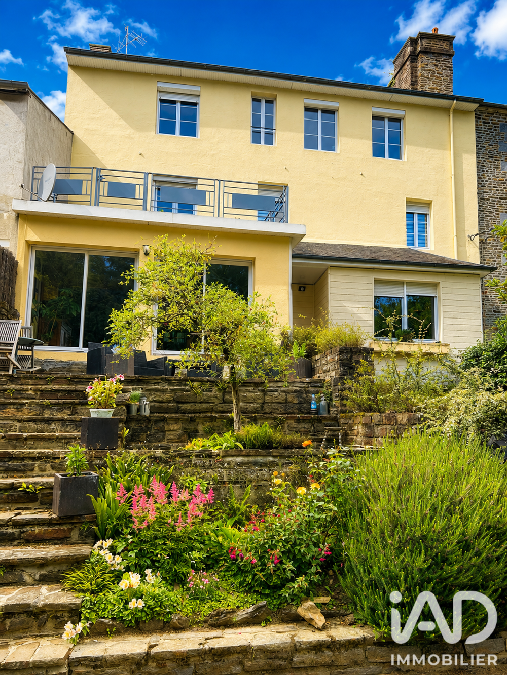 Vente Maison Vente Maison de ville 10 pièces Saint-hilaire-du-harcouët