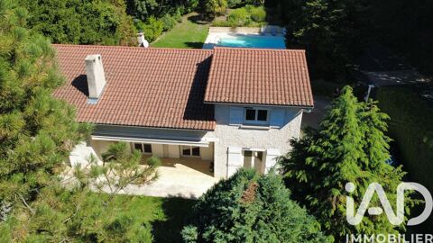   Vente Maison Maison - 7 pi�ce(s) - 183 m�