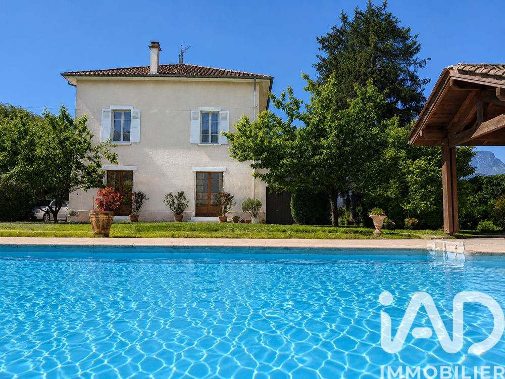 Vente Maison 8 pièces 196 m² - Vue 3