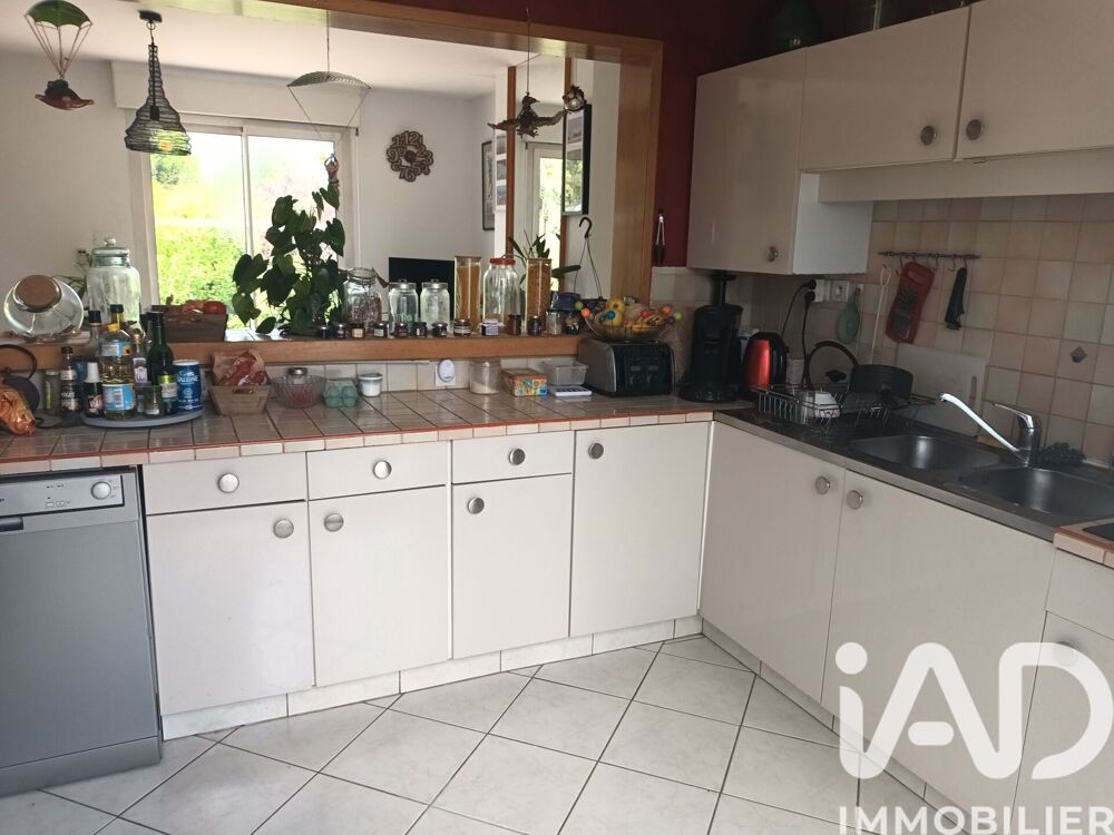 Vente Maison Vente Maison traditionnelle 9 pièces La chapelle-saint-laurent