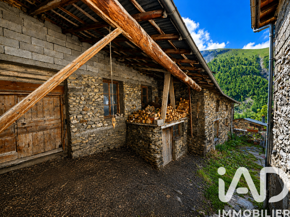 Vente Maison Vente Grange 4 pièces Besse