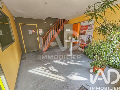   Vente Boutique/Local commercial 2 500 m&sup2; 