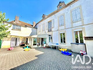  Maison à vendre 11 pièces 281 m²