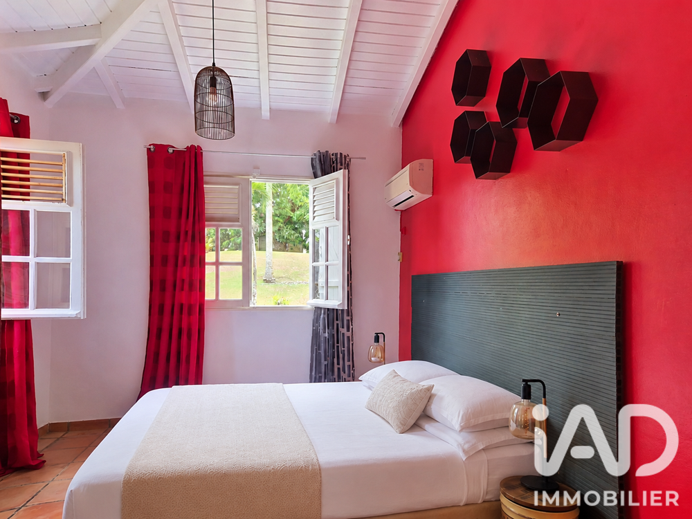 à vendre  Maison Sainte-Rose (97115)