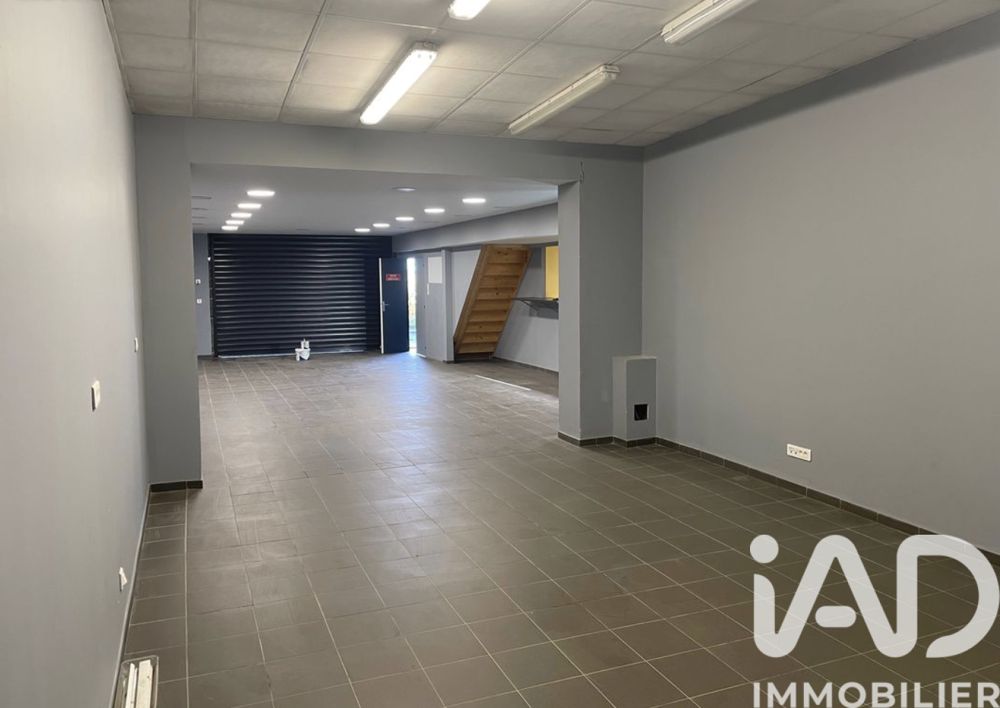   Vente / Local Commercial - 190 m² 