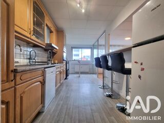  Appartement à louer 5 pièces 110 m²