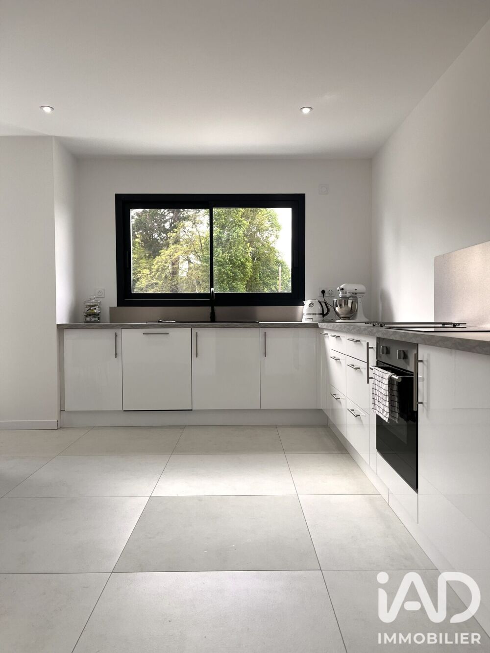 location Maison - 6 pièce(s) - 127 m² Mazé (49630)