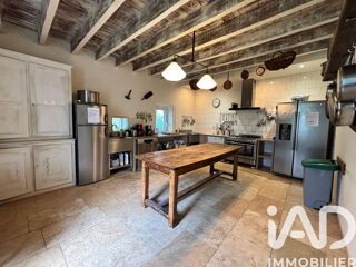  Maison à vendre 15 + pièces 888 m²