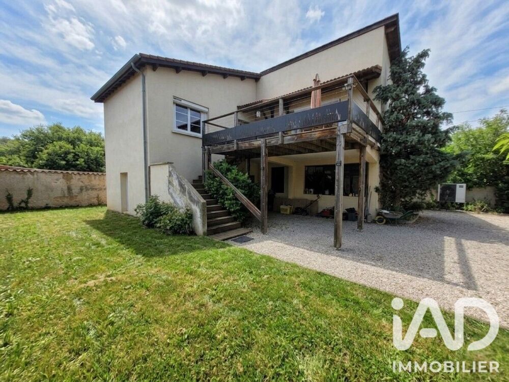 Maison 5 pièces 102 m² · à Saint-Just-Saint-Rambert · 102 m² · 279 000 €