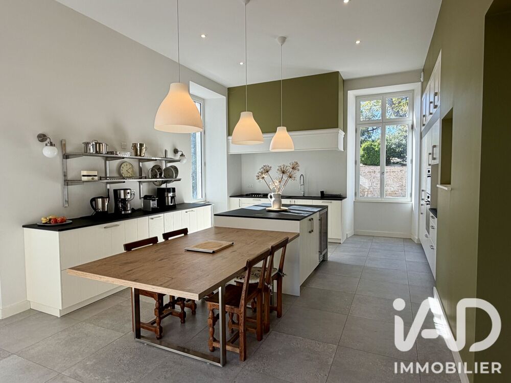 Vente Maison Vente Domaine 12 pièces Longèves