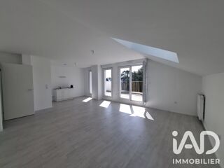  Appartement à louer 4 pièces 94 m²