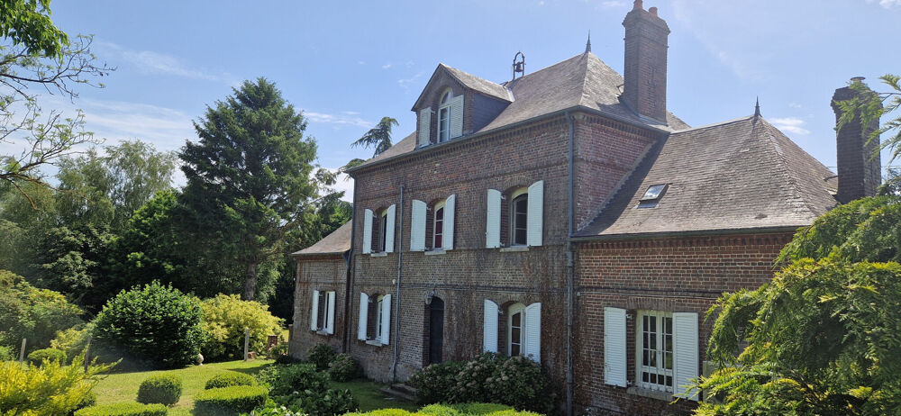 EXCLUSIVITÉ - Viager occupé - Domaine de 17 000 m2 avec mais