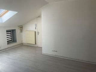  Appartement à louer 3 pièces 58 m²
