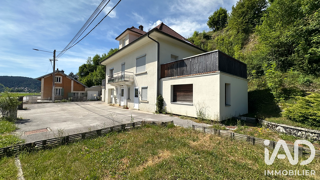 Immeuble à vendre 197 m²