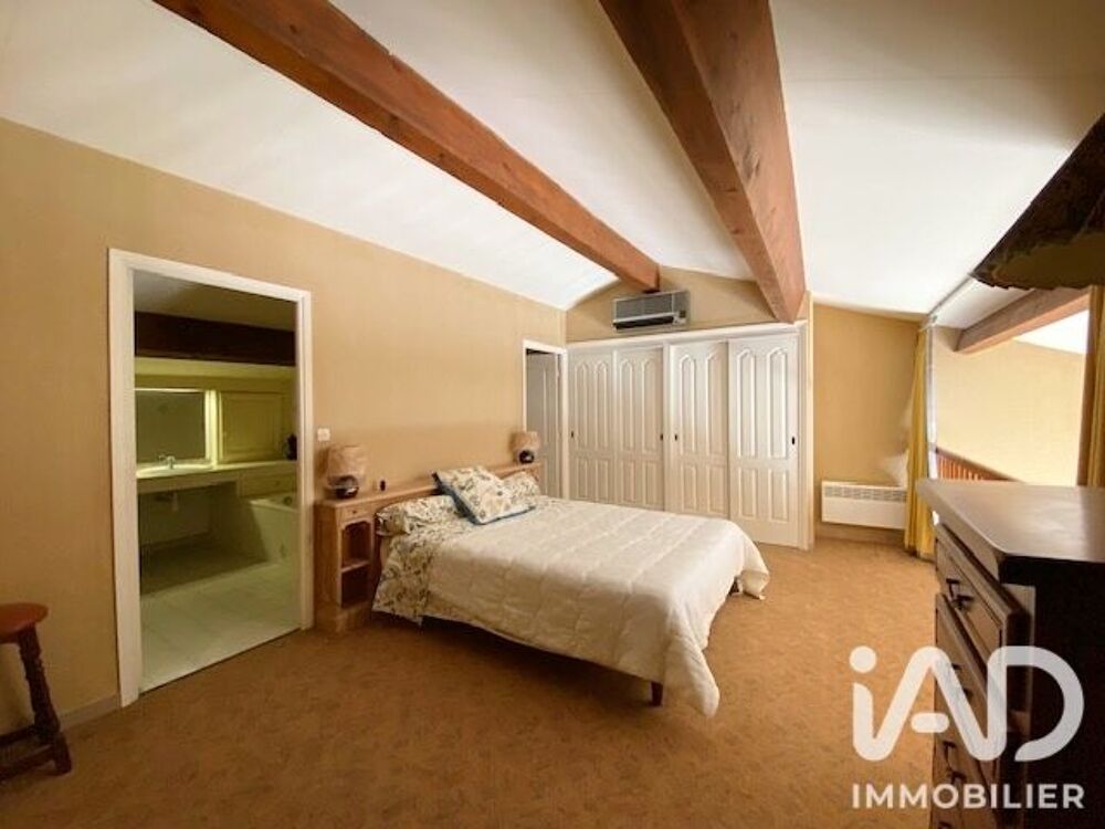 à vendre  Appartement Fréjus (83600)