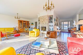  Maison � vendre 8 pi�ces 220 m�