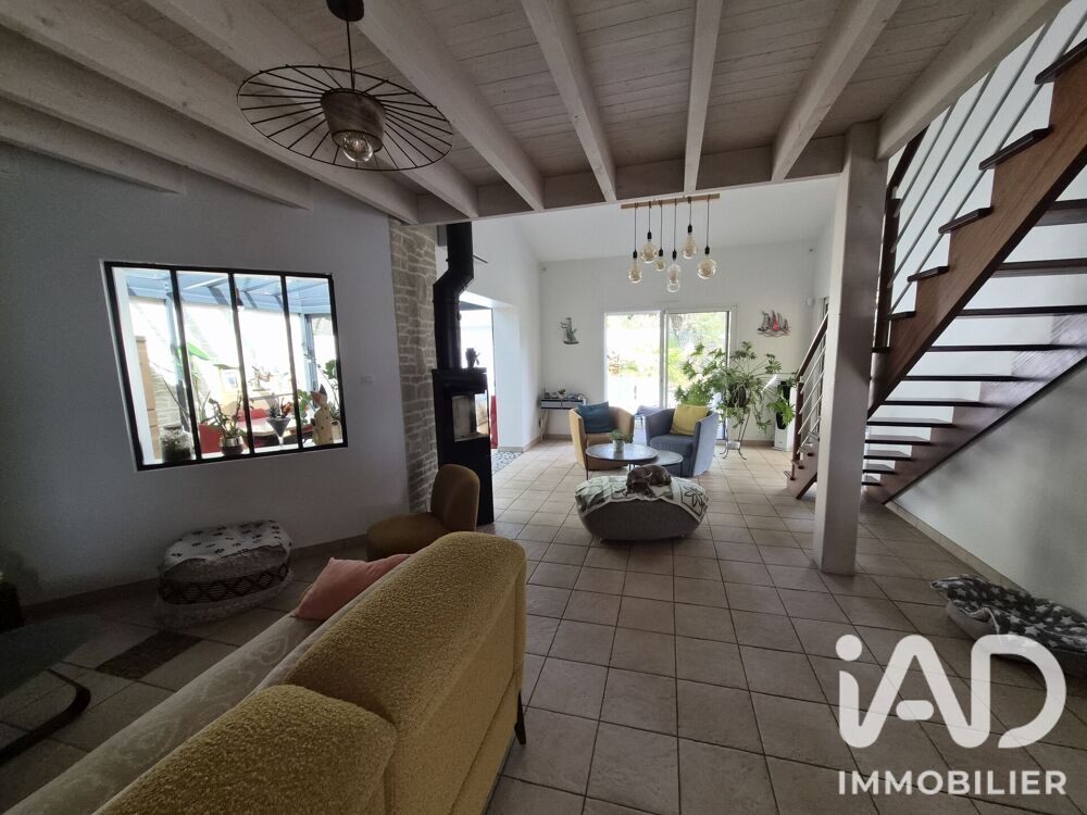Vente Maison Vente Maison traditionnelle 6 pièces La roche-sur-yon