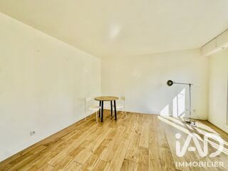  Appartement à louer 2 pièces 45 m²
