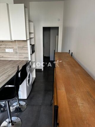  Appartement � louer 2 pi�ces 28 m� Lyon 8